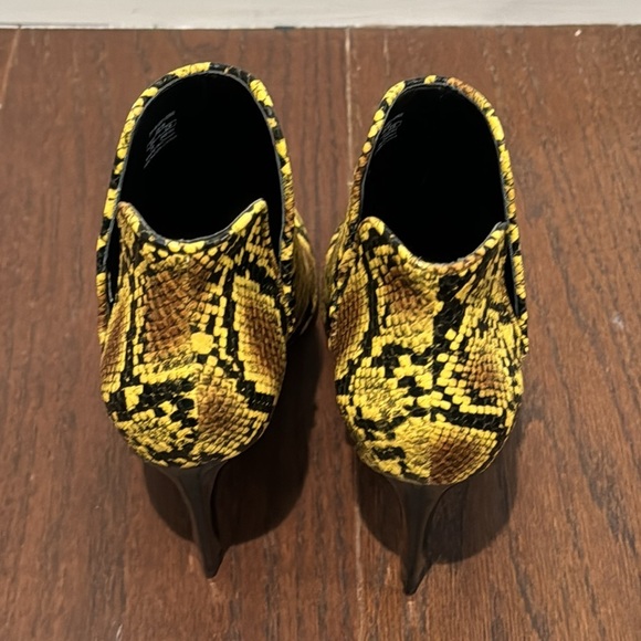 Zara Women’s Yellow/Brown/Black Snakeskin Booties Size 38/8 - Picture 4 of 6